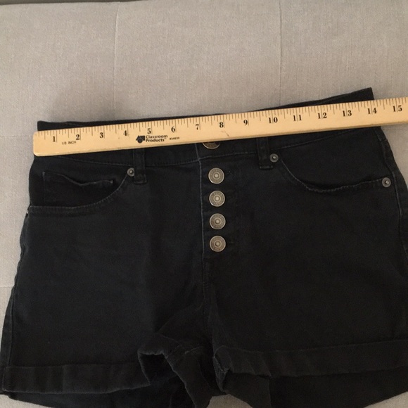 Express shorts. - Picture 4 of 6